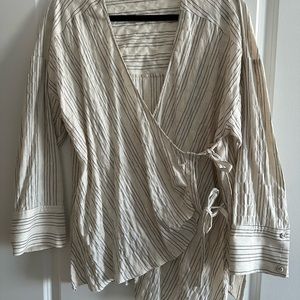 Zara wrap top NWOT size medium